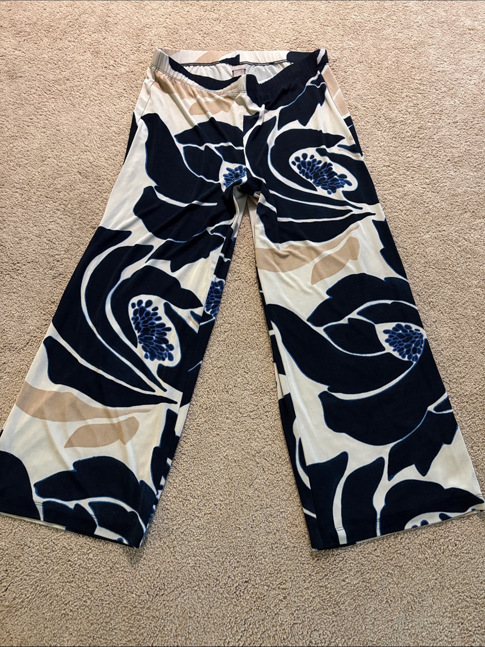 Chico’s Travelers Multi-color Wide-Leg Pants